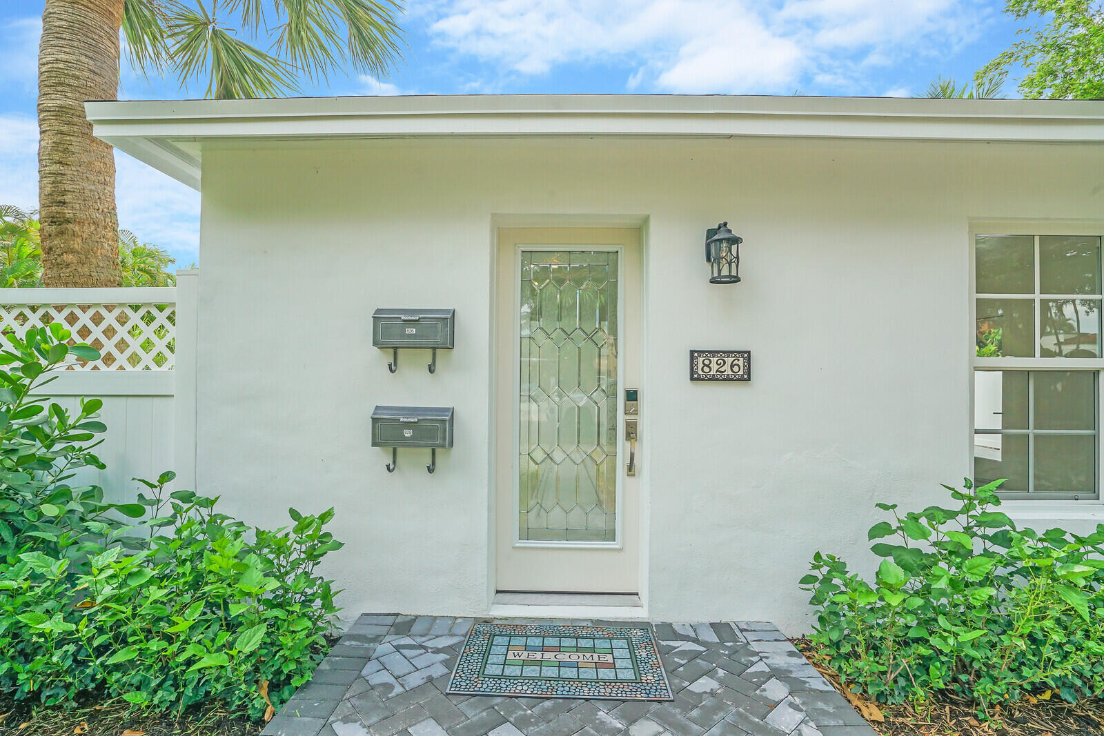 826 Sunset Road West Palm Beach, FL 33401 - Photo 4 of 52