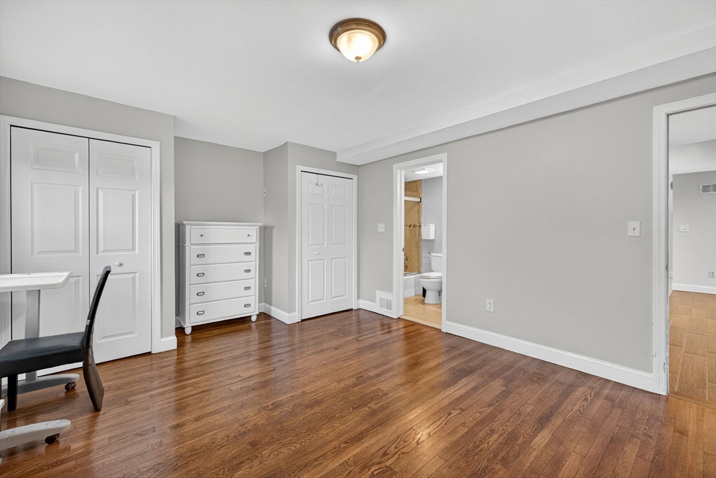 762 Main Street Wakefield, MA 01880 - Photo 13 of 39