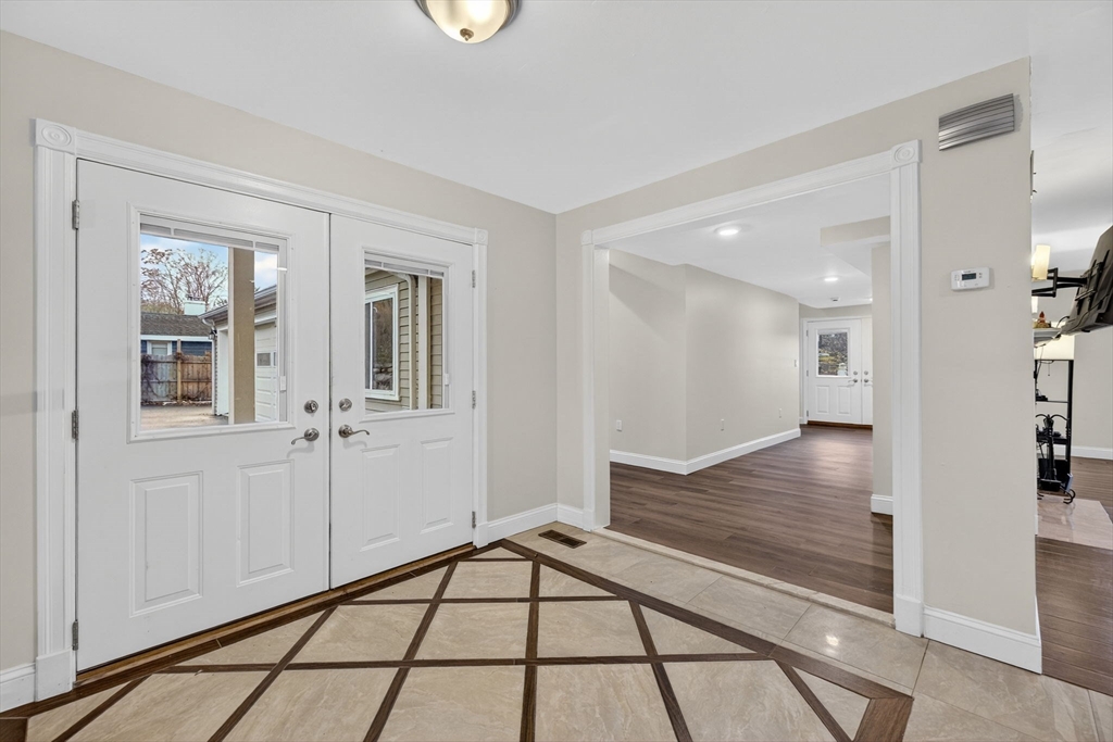 762 Main Street Wakefield, MA 01880 - Photo 15 of 39