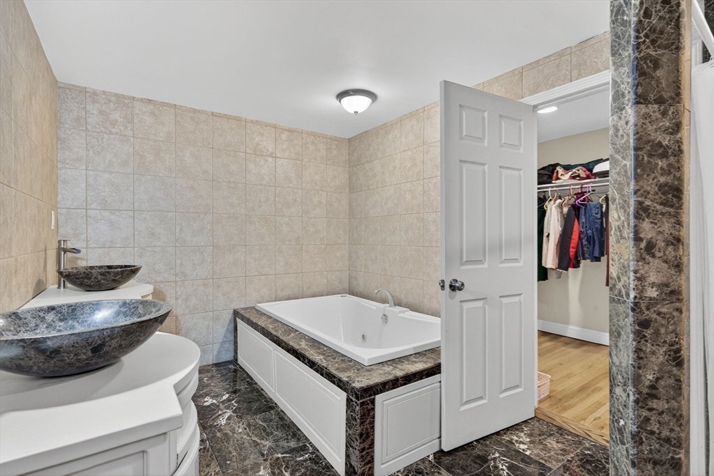 762 Main Street Wakefield, MA 01880 - Photo 26 of 39