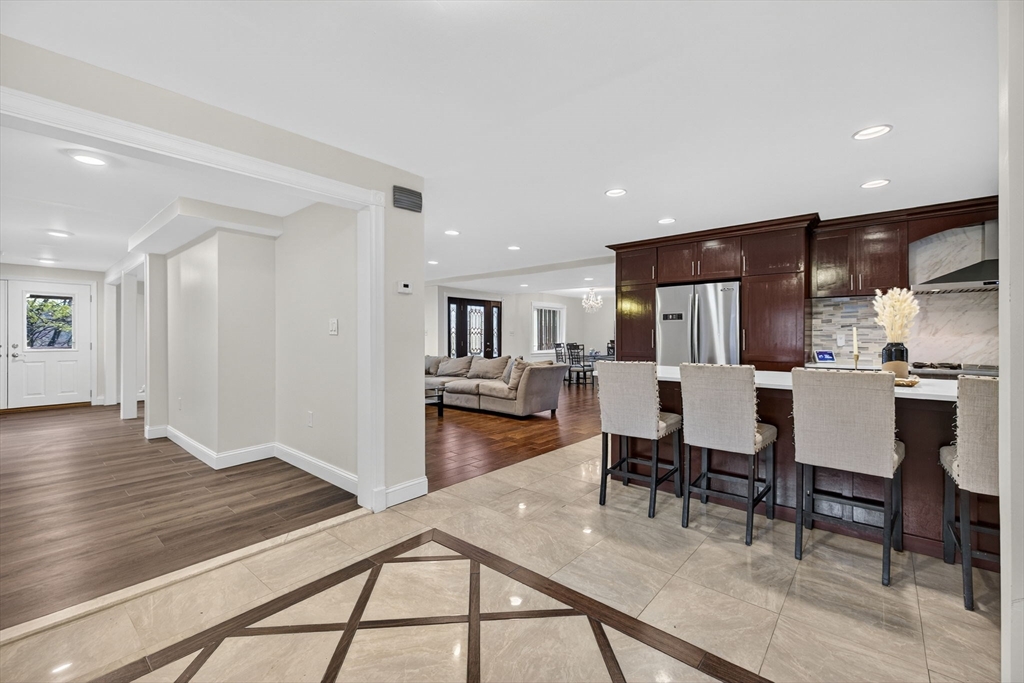 762 Main Street Wakefield, MA 01880 - Photo 6 of 39