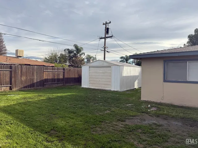 $299,999 | Undisclosed Address, Bakersfield, CA 93307