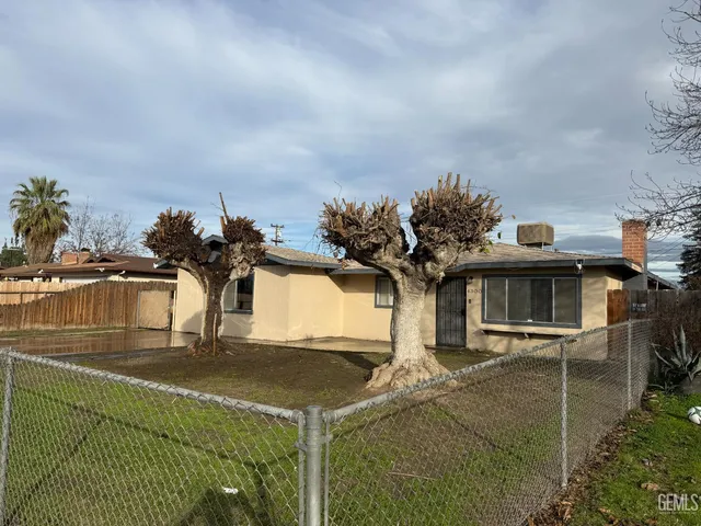$299,999 | Undisclosed Address, Bakersfield, CA 93307
