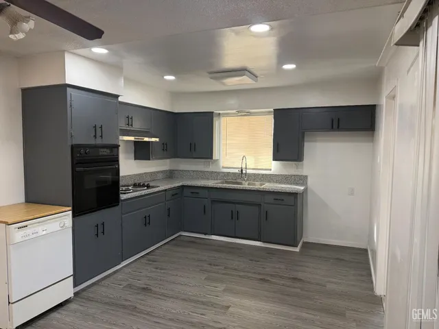 $299,999 | Undisclosed Address, Bakersfield, CA 93307