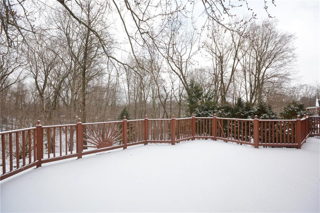 540 Haverhill Road Pittsburgh, PA 15228 - Photo 18 of 25 Another view of the very large deck