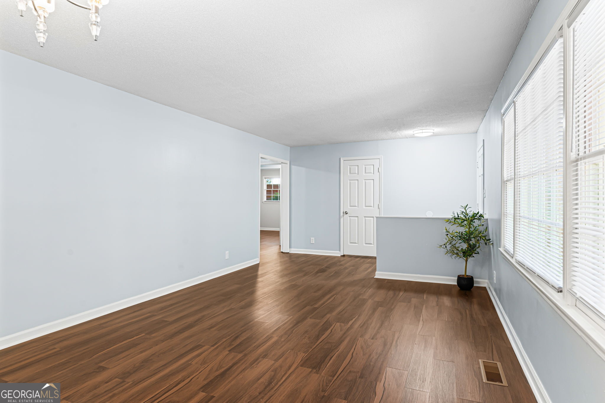 995 Roundtable Lane Macon, GA 31220 - Photo 8 of 39