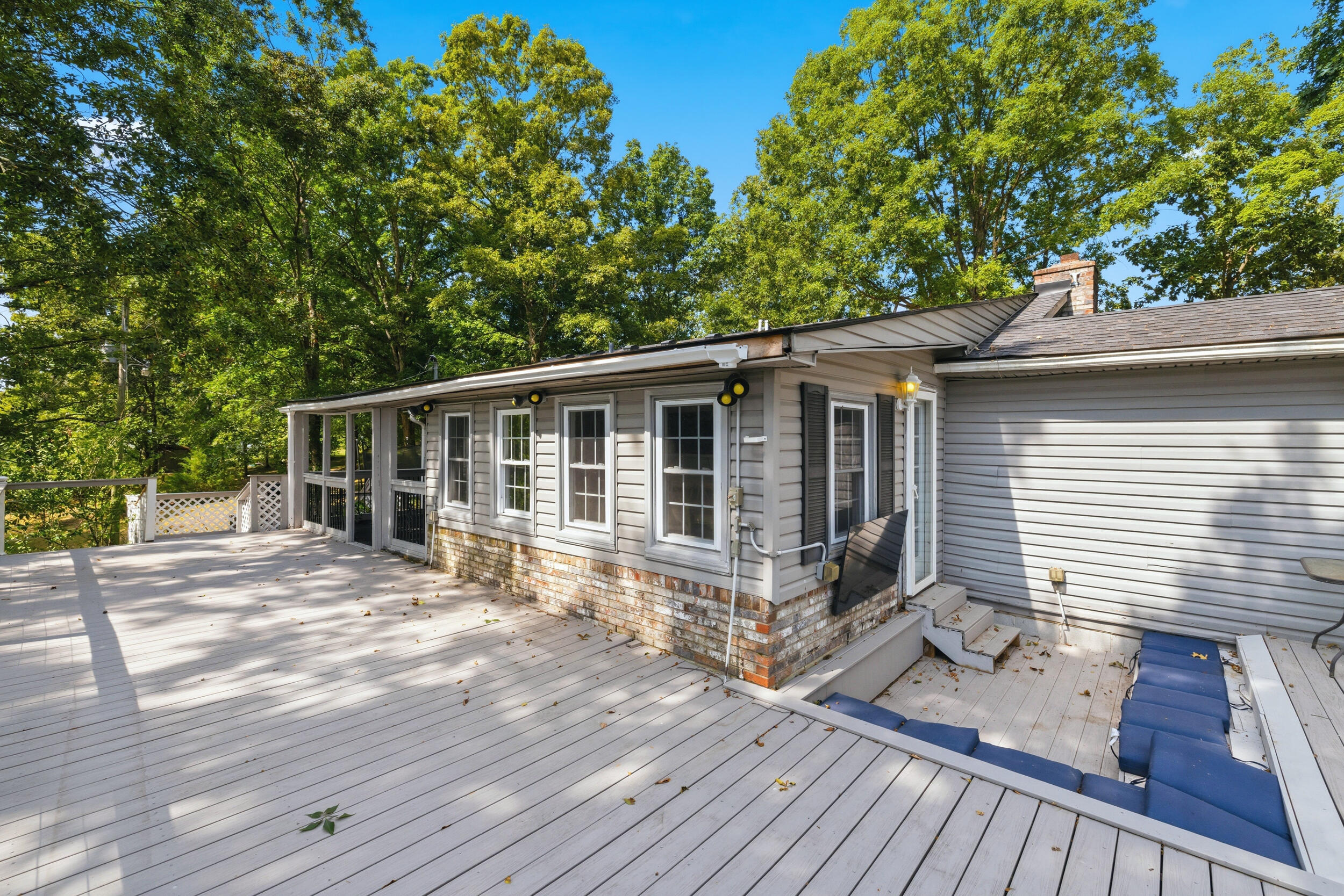 1577 Fairview Road Lawrenceburg, KY 40342 - Photo 32 of 43 35_1h4a7735