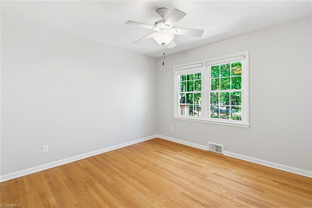 1029 Cantering Road High Point, NC 27262 - Photo 29 of 48 Gallery Image 29