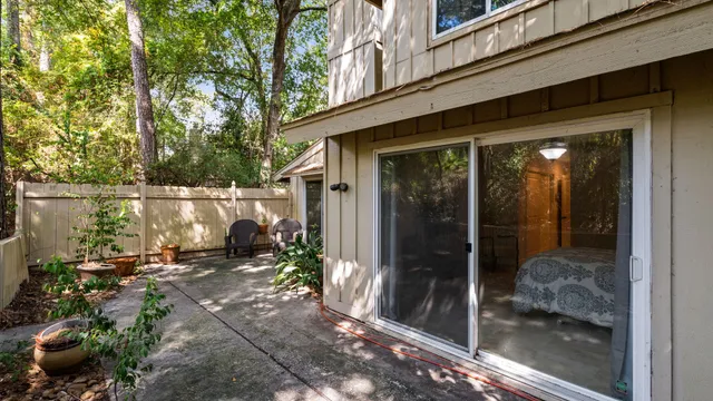 a view of outdoor space