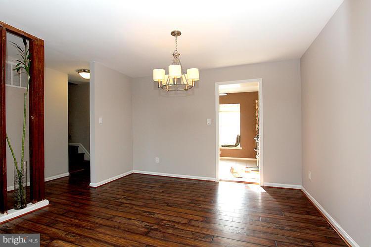 9 Grace Church Court Silver Spring, MD 20910 - Photo 6 of 26 Dining Room