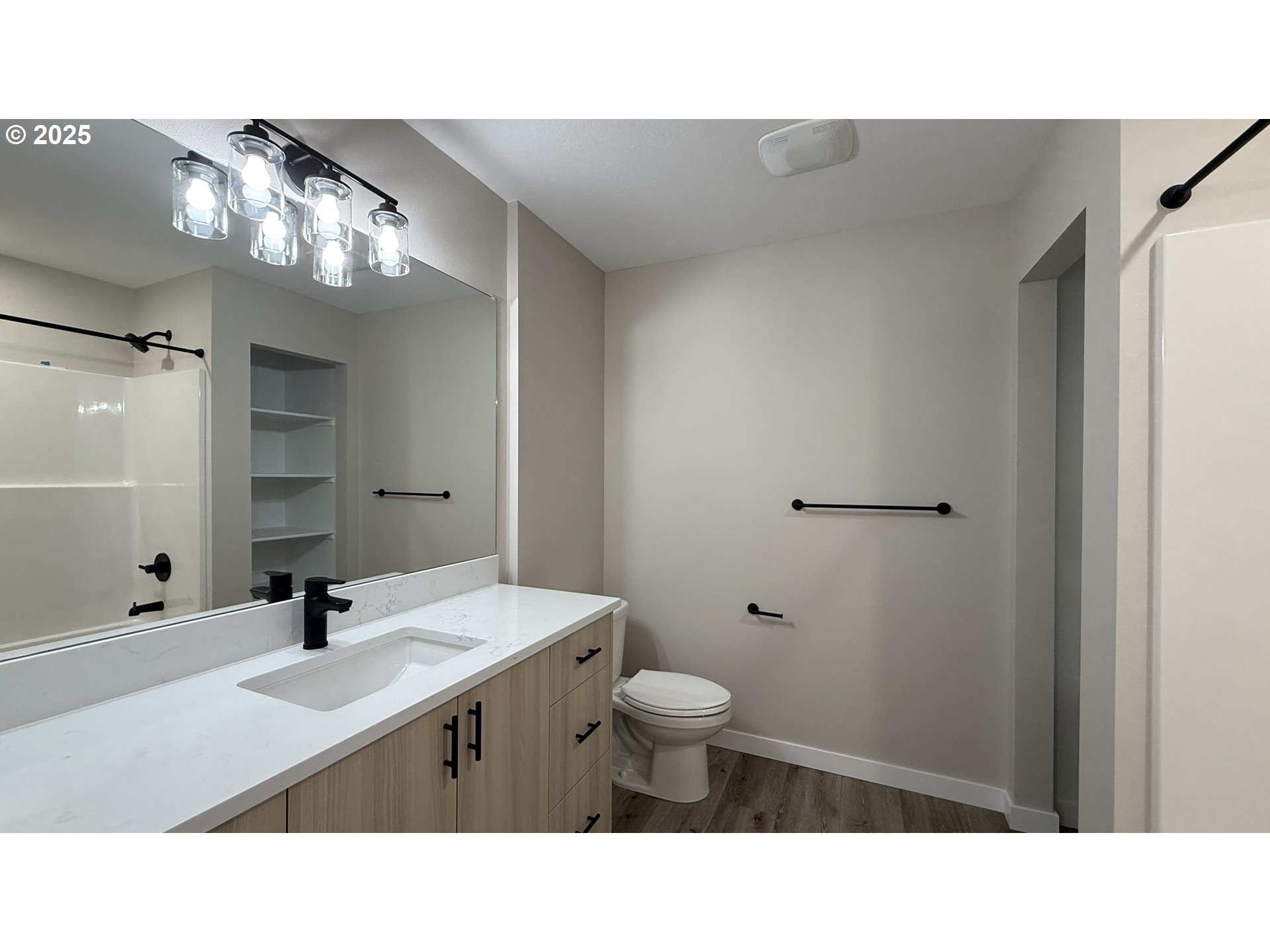 14364 Southeast Knight Street Portland, OR 97236 - Photo 6 of 9