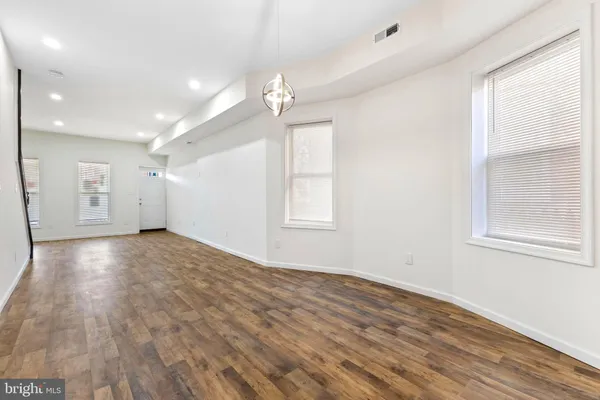 $2,000 | 3324 Edmondson Avenue, Baltimore, MD 21229