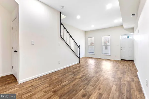 $2,000 | 3324 Edmondson Avenue, Baltimore, MD 21229