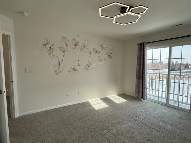 $3,100 | 4411 Monroe Court, Naperville, IL 60564