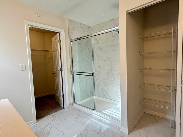 $3,100 | 4411 Monroe Court, Naperville, IL 60564