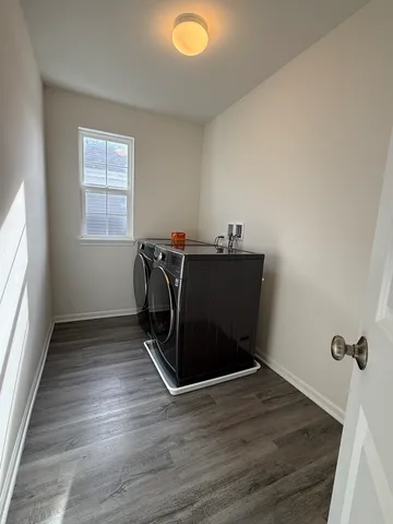 $3,100 | 4411 Monroe Court, Naperville, IL 60564