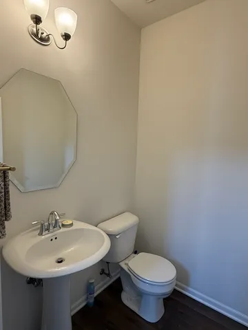 $3,100 | 4411 Monroe Court, Naperville, IL 60564