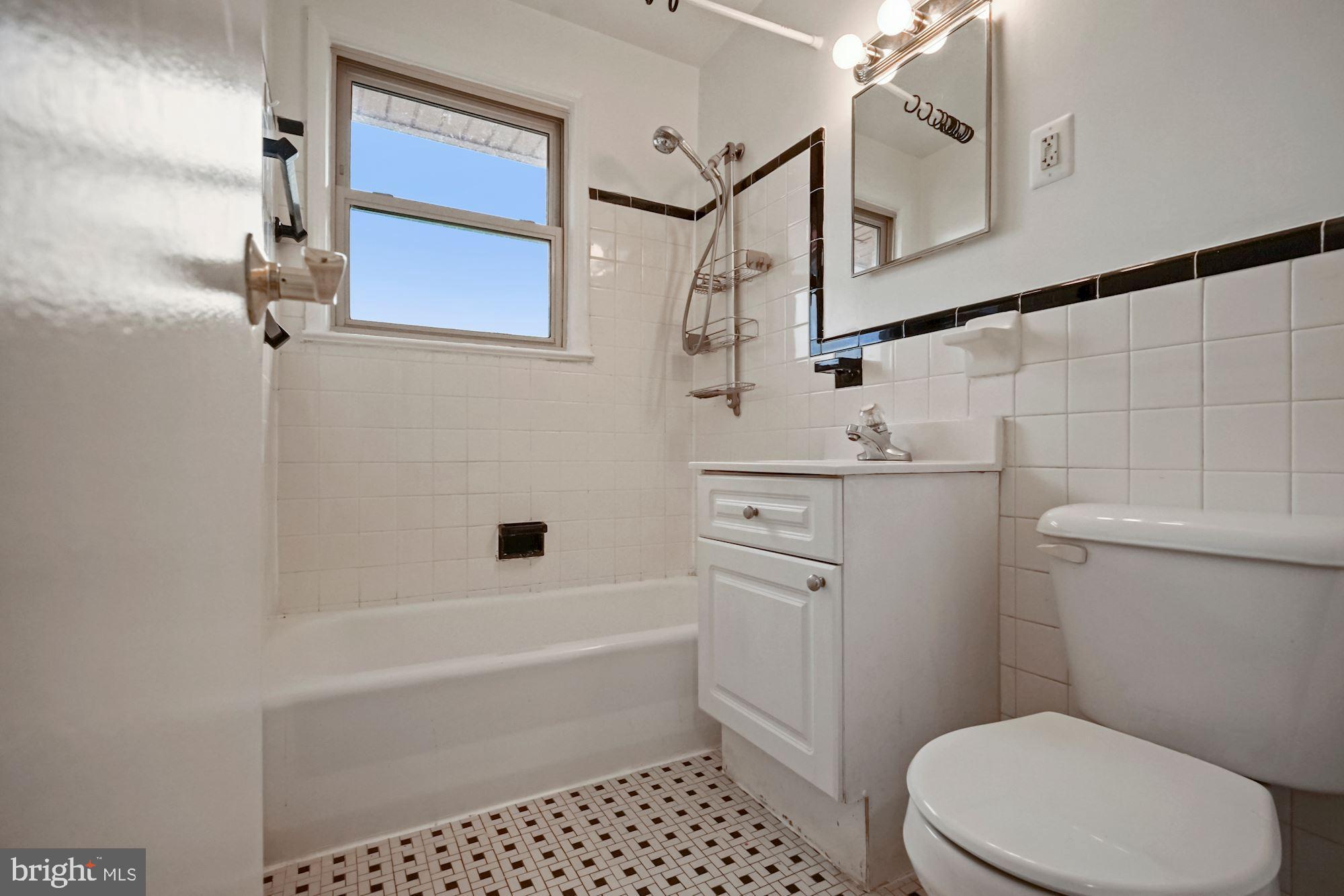 4635 20th Road North, Unit 10 Arlington, VA 22207 - Photo 22 of 30