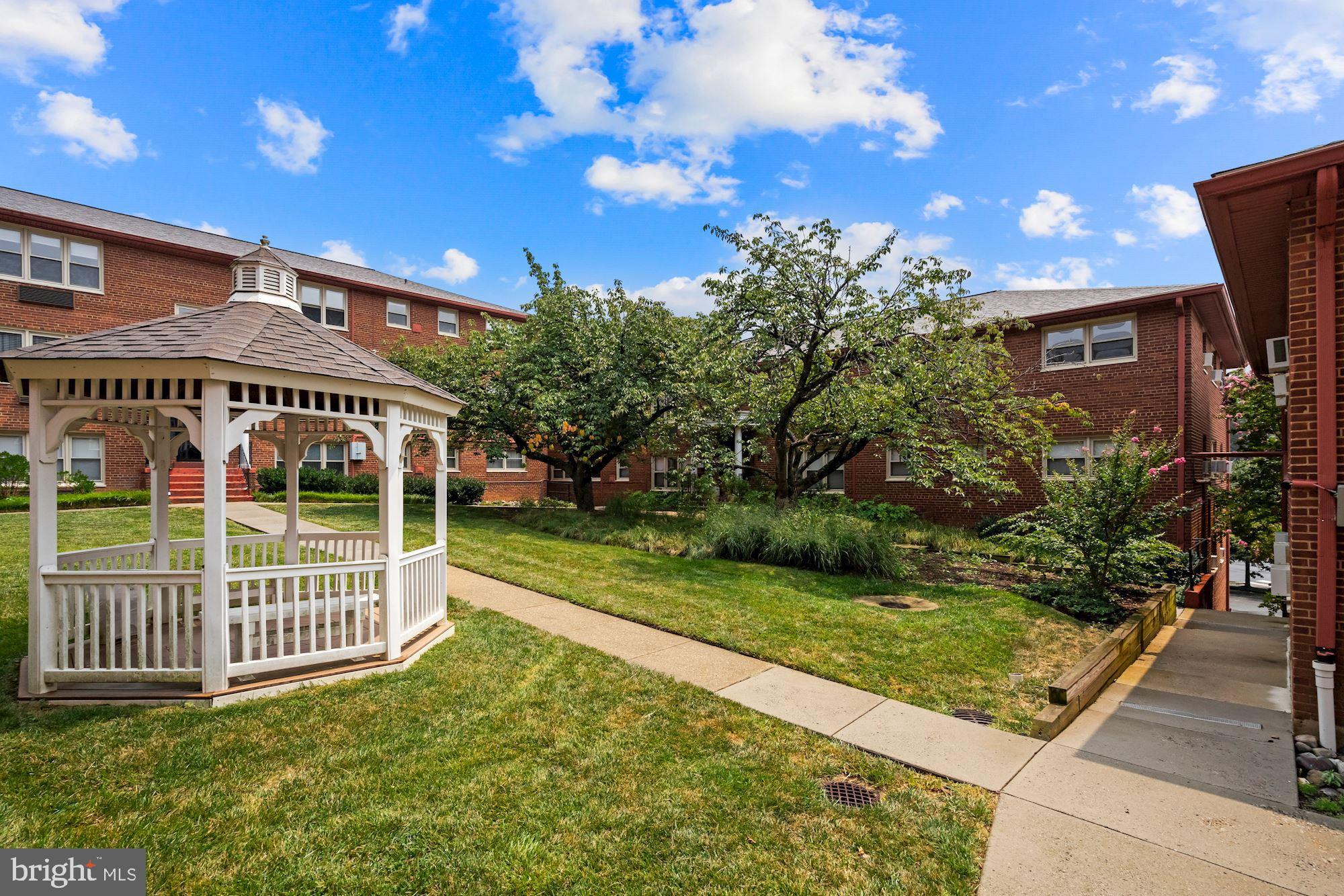 4635 20th Road North, Unit 10 Arlington, VA 22207 - Photo 26 of 30
