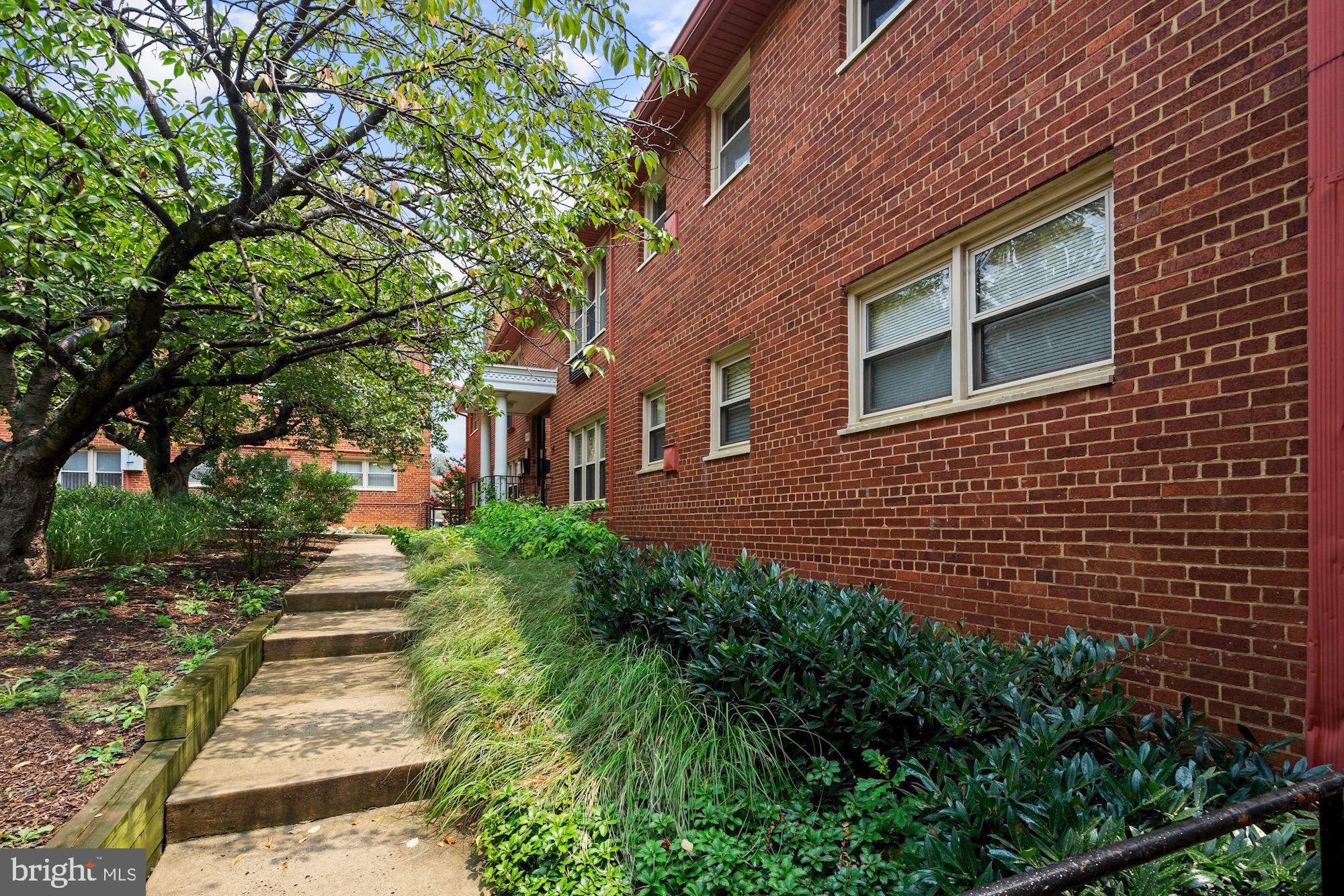 4635 20th Road North, Unit 10 Arlington, VA 22207 - Photo 27 of 30