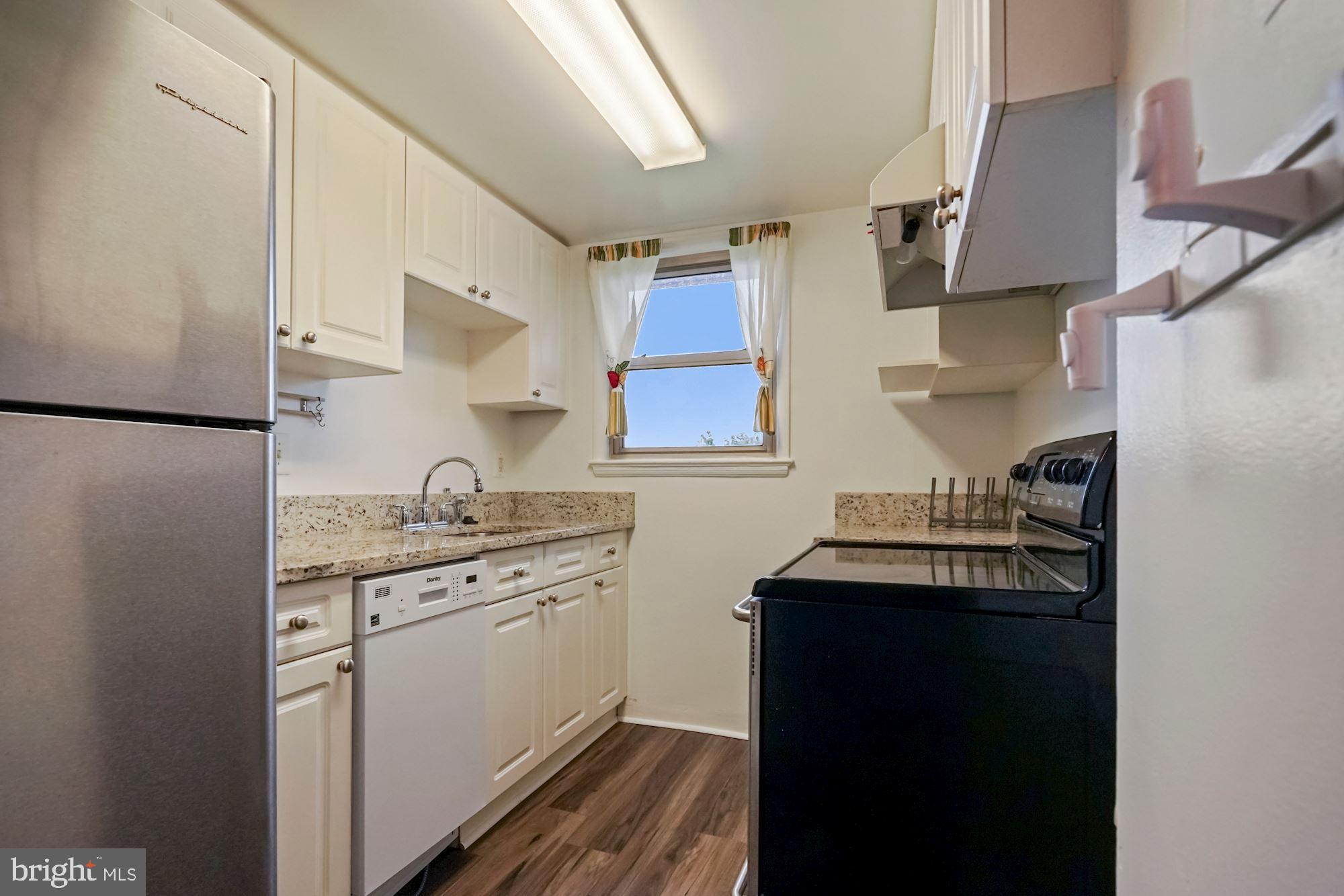 4635 20th Road North, Unit 10 Arlington, VA 22207 - Photo 10 of 30