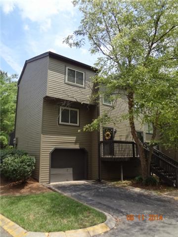 334 Summit Ridge Circle Nashville, TN 37215 - Photo 2 of 19 Gallery Image 2