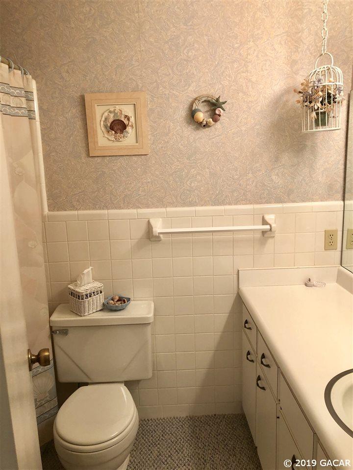 318 Southwest 80th Boulevard Gainesville, FL 32607 - Photo 9 of 12 Gallery Image 9
