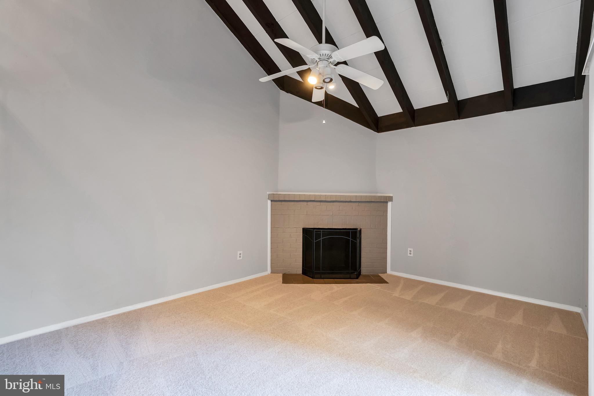 10803 Hunt Club Road Reston, VA 20190 - Photo 11 of 33