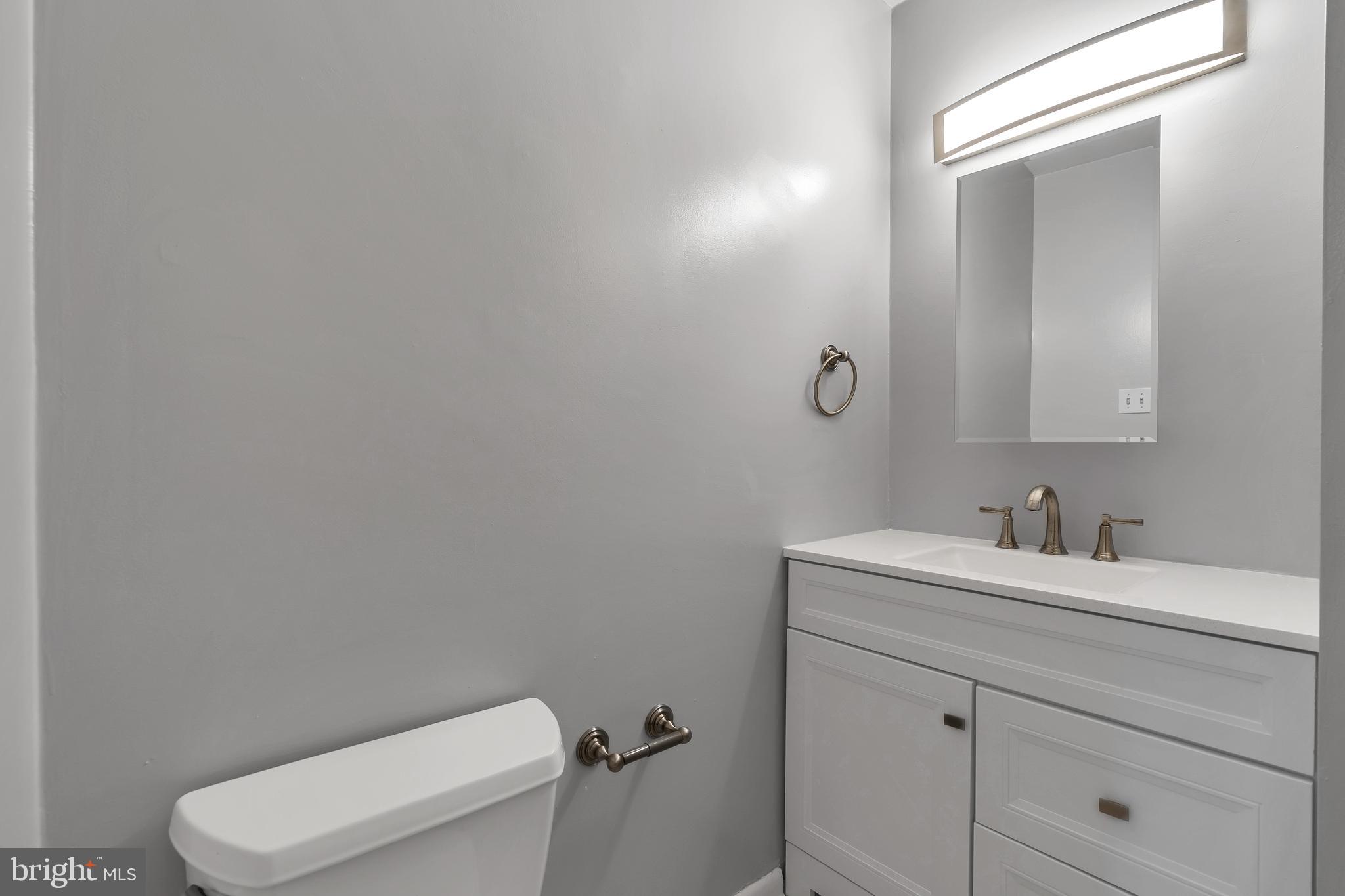 10803 Hunt Club Road Reston, VA 20190 - Photo 13 of 33
