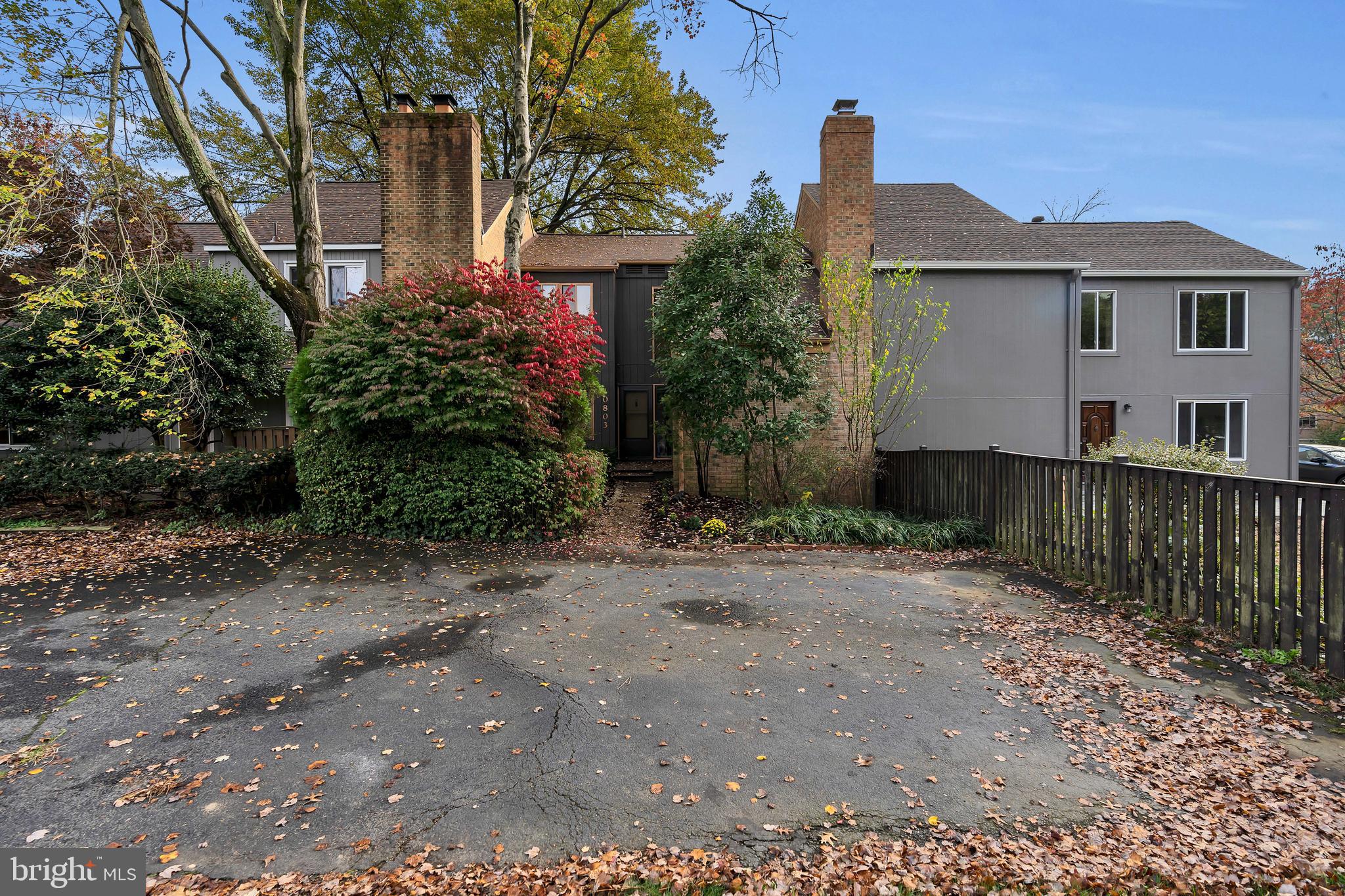 10803 Hunt Club Road Reston, VA 20190 - Photo 8 of 33