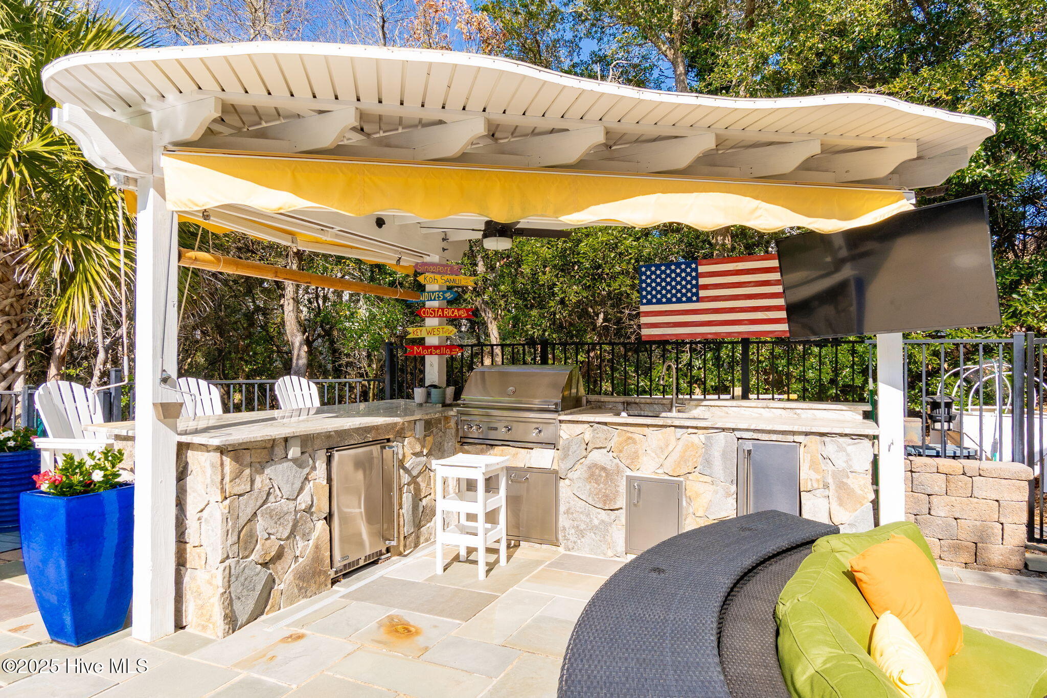 104 Arthur Drive Emerald Isle, NC 28594 - Photo 7 of 34 61-web-or-mls-chadwick-visuals-104-arthu