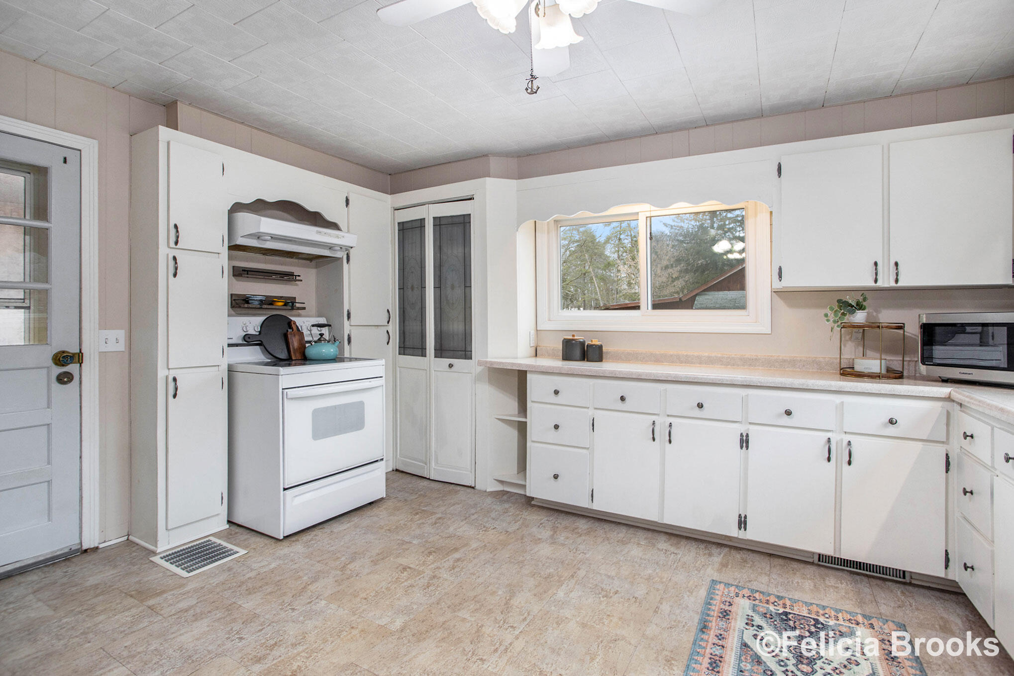 10014 Keller Road Delton, MI 49046 - Photo 6 of 46 _90A7756