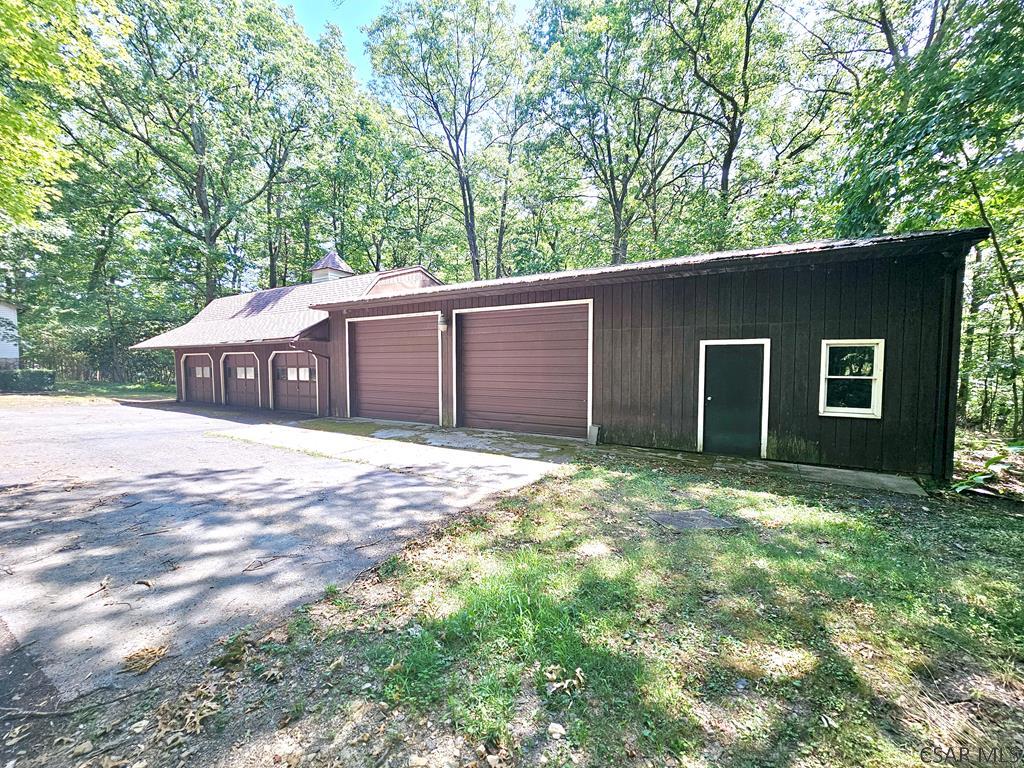 1034 Rocky Road Johnstown, PA 15905 - Photo 13 of 30 Gallery Image 13