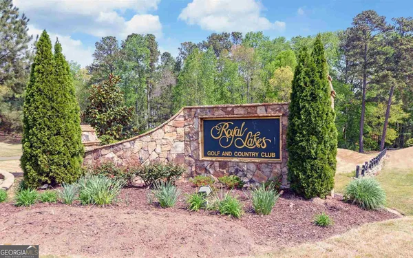 a sign on the side of the road