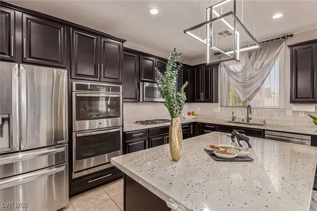 $2,950 | 10178 Blacktail Hill Court, Las Vegas, NV 89148
