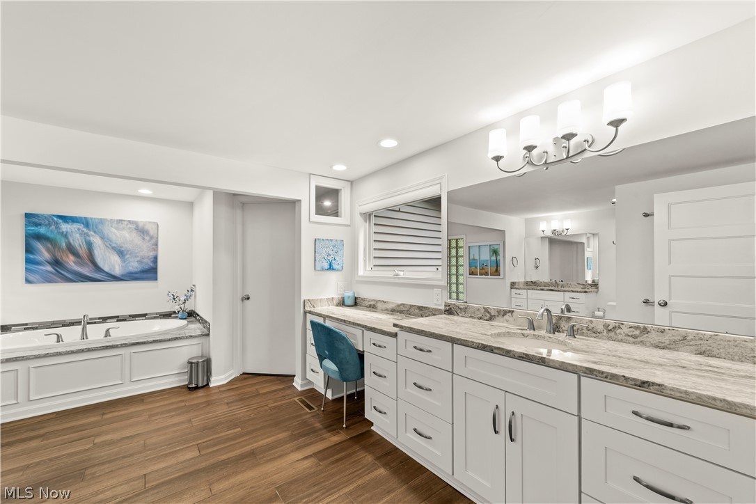 29526 Bryce Road Cleveland, OH 44124 - Photo 32 of 46 Gallery Image 32