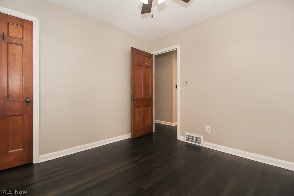 3893 Silsby Road Cleveland, OH 44111 - Photo 13 of 33 Gallery Image 13