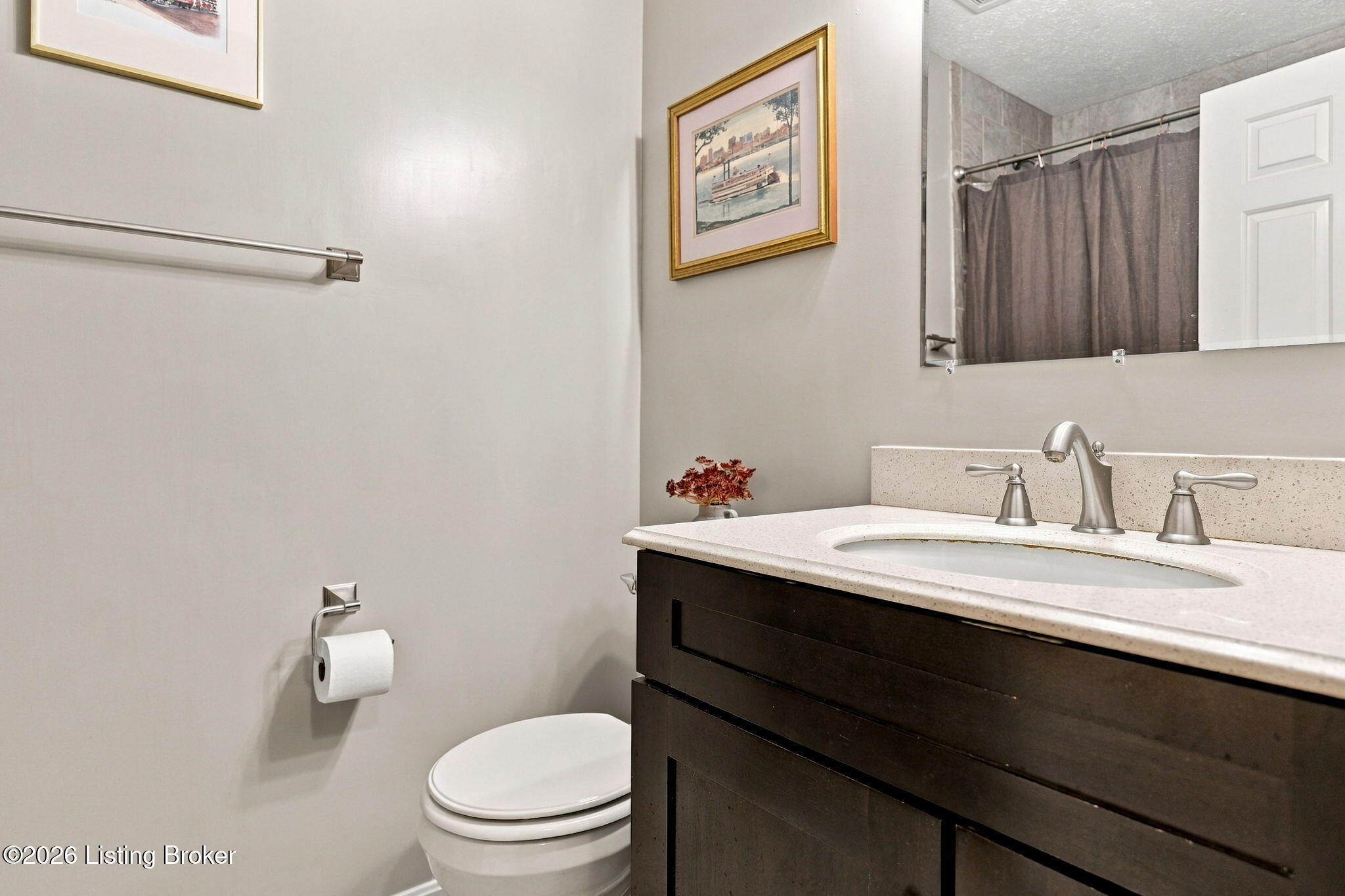 11921 Berry Hill Road Louisville, KY 40243 - Photo 26 of 46 Full Bathroom