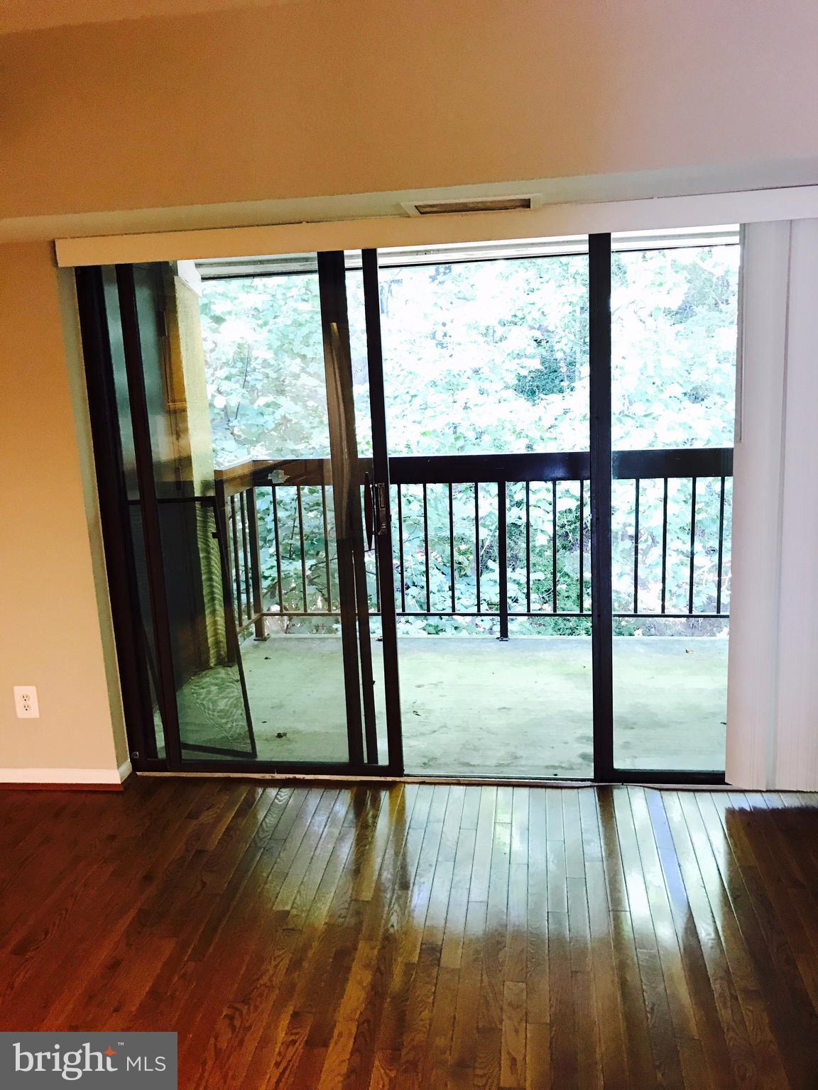 11654 Stoneview Square, Unit 22C Reston, VA 20191 - Photo 29 of 30 View.