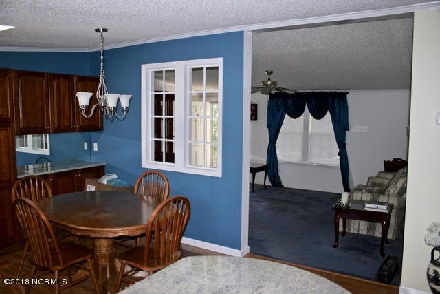 124 Wind Ridge Road Hampstead, NC 28443 - Photo 7 of 29 7