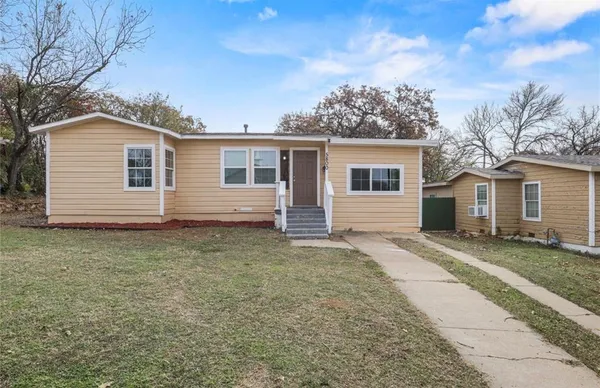 $1,700 | 5800 Truman Drive, Fort Worth, TX 76112