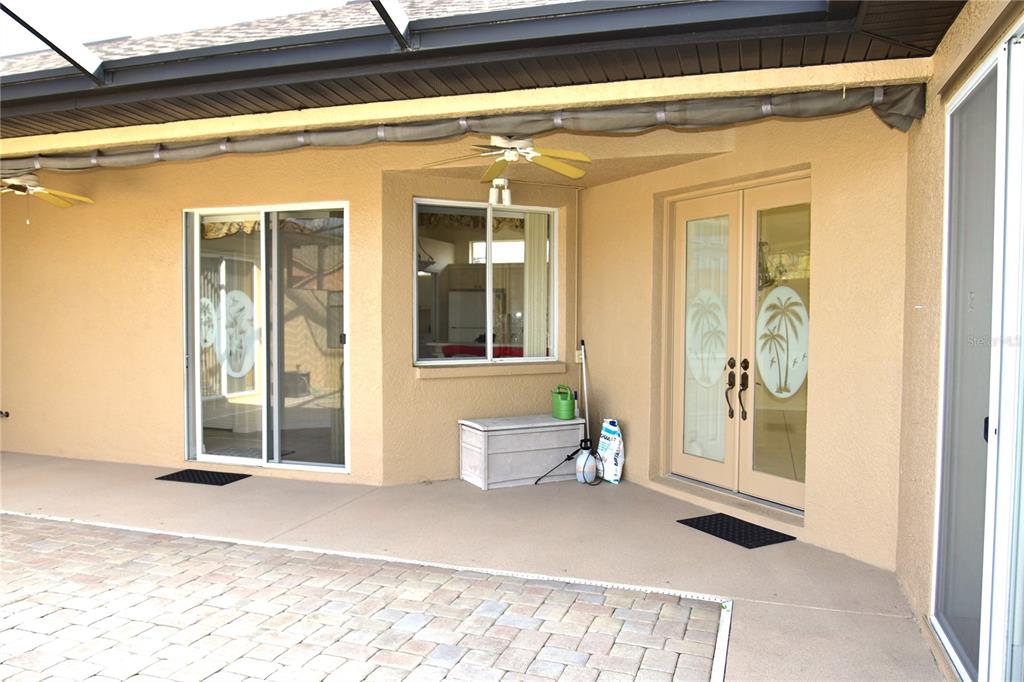 10155 Duffy Circle Weeki Wachee, FL 34613 - Photo 14 of 100