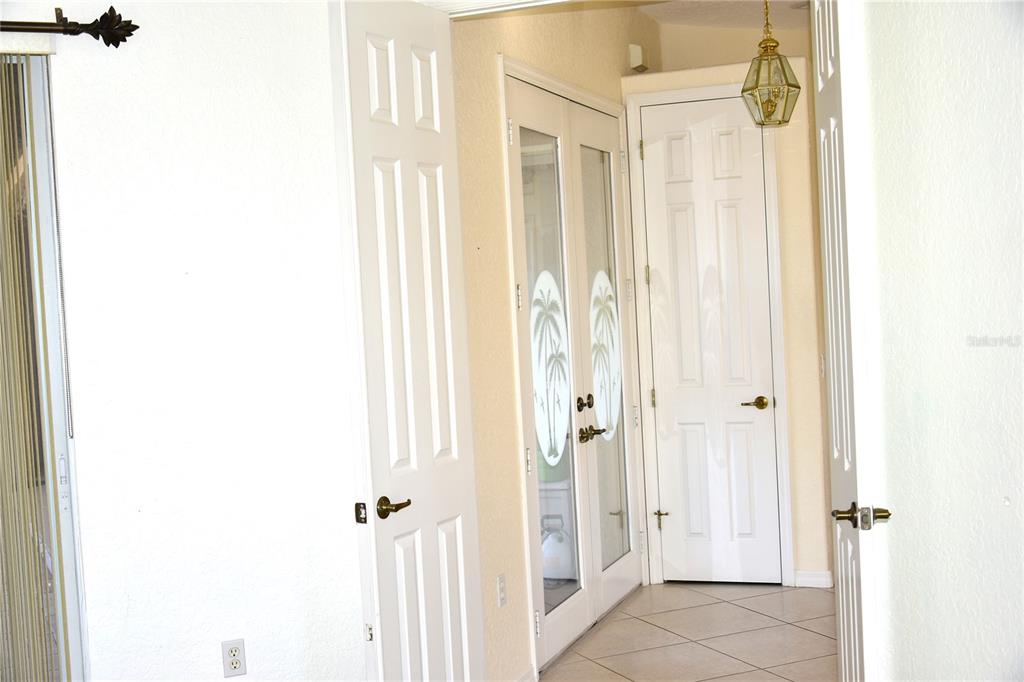 10155 Duffy Circle Weeki Wachee, FL 34613 - Photo 16 of 100