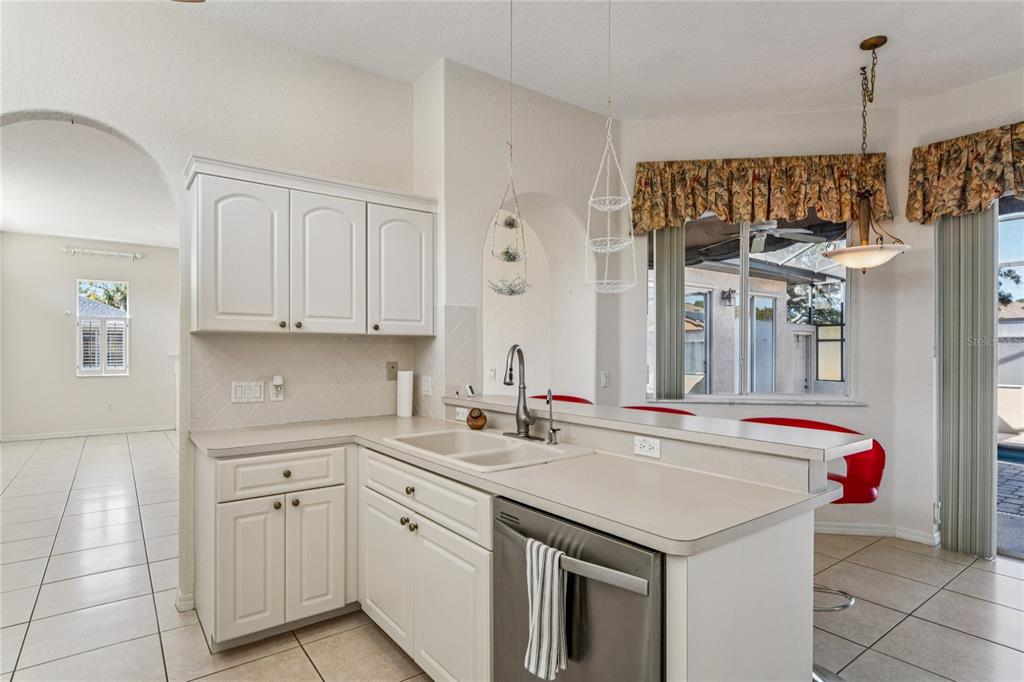 10155 Duffy Circle Weeki Wachee, FL 34613 - Photo 29 of 100