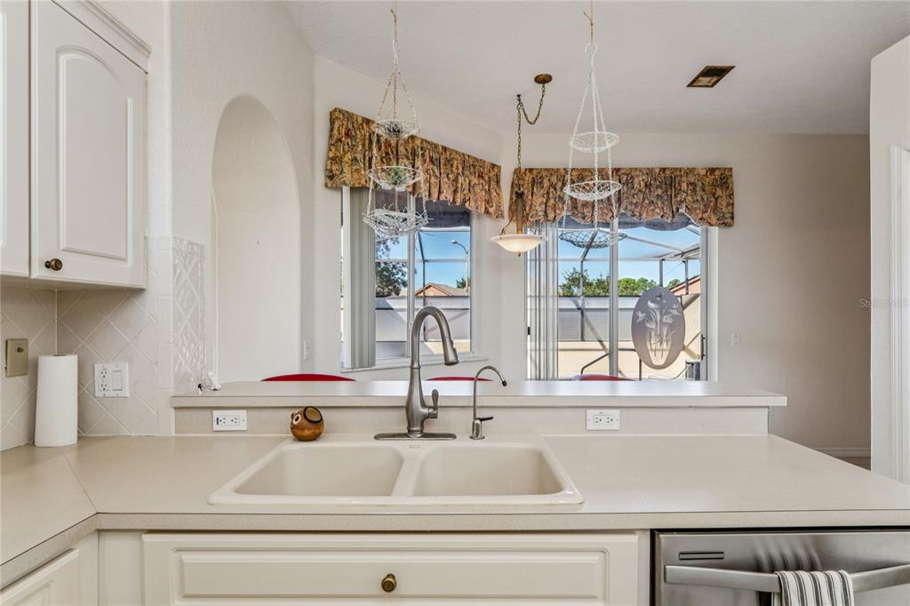 10155 Duffy Circle Weeki Wachee, FL 34613 - Photo 30 of 100