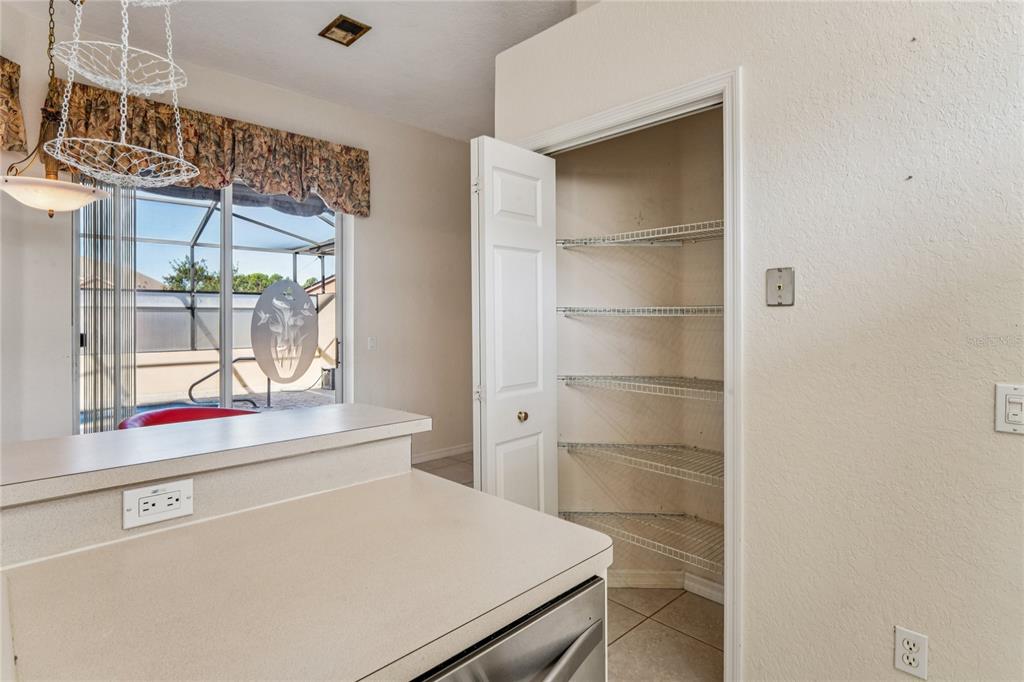 10155 Duffy Circle Weeki Wachee, FL 34613 - Photo 33 of 100