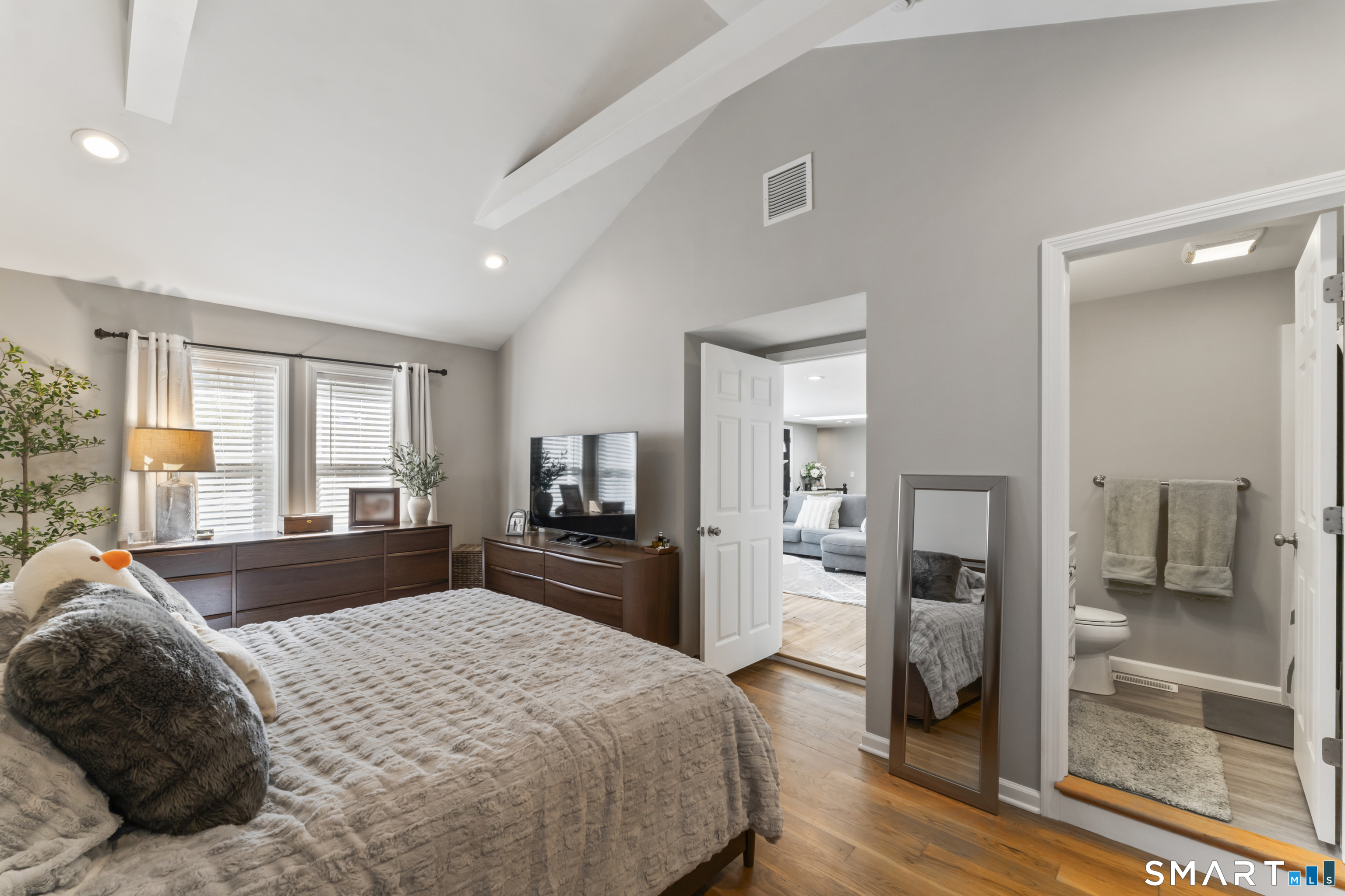 12 Vail Road Bethel, CT 06801 - Photo 14 of 39