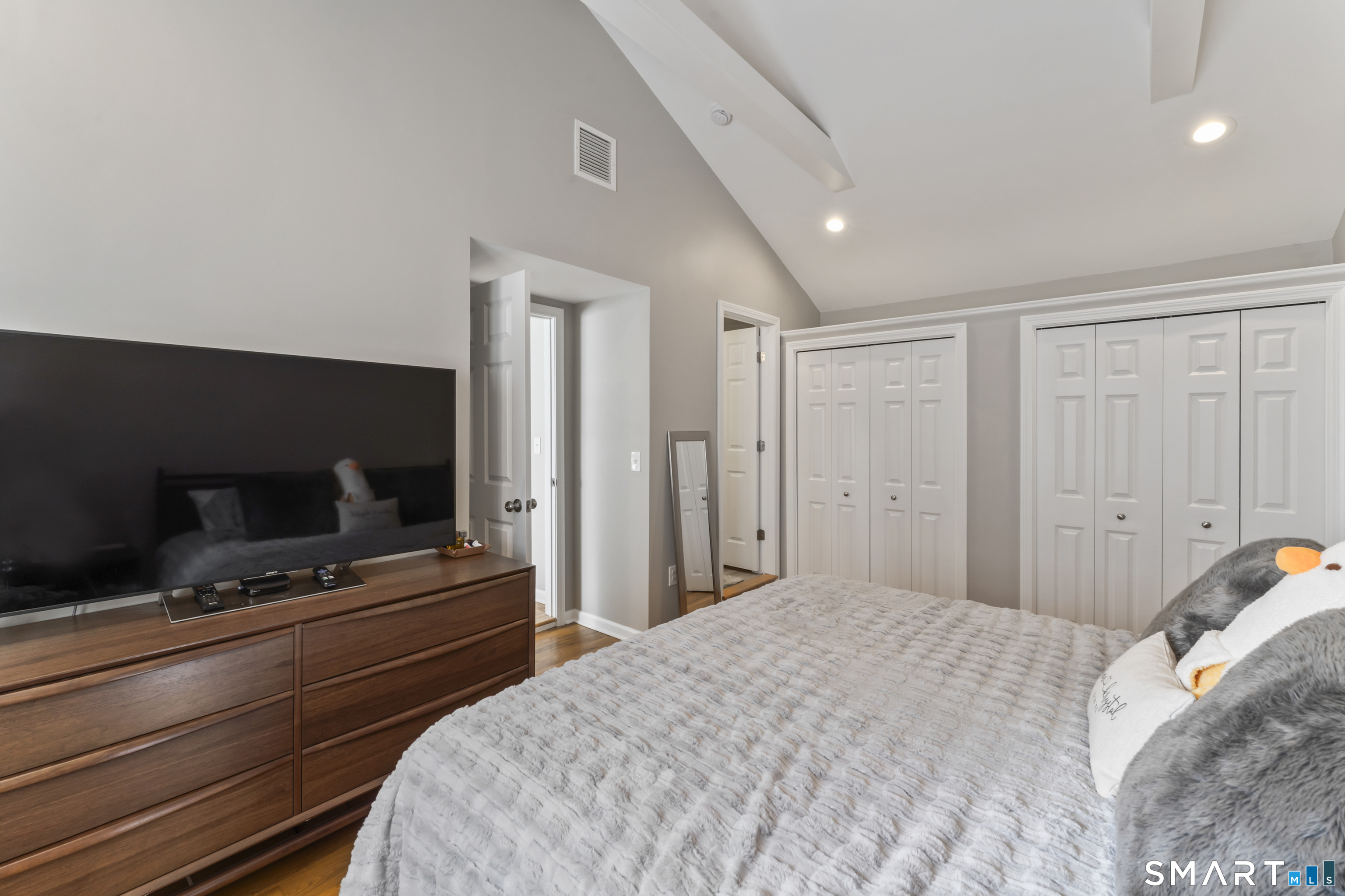 12 Vail Road Bethel, CT 06801 - Photo 17 of 39