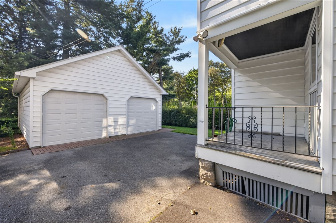 80 Croydon Road Rochester, NY 14610 - Photo 4 of 29 Gallery Image 4