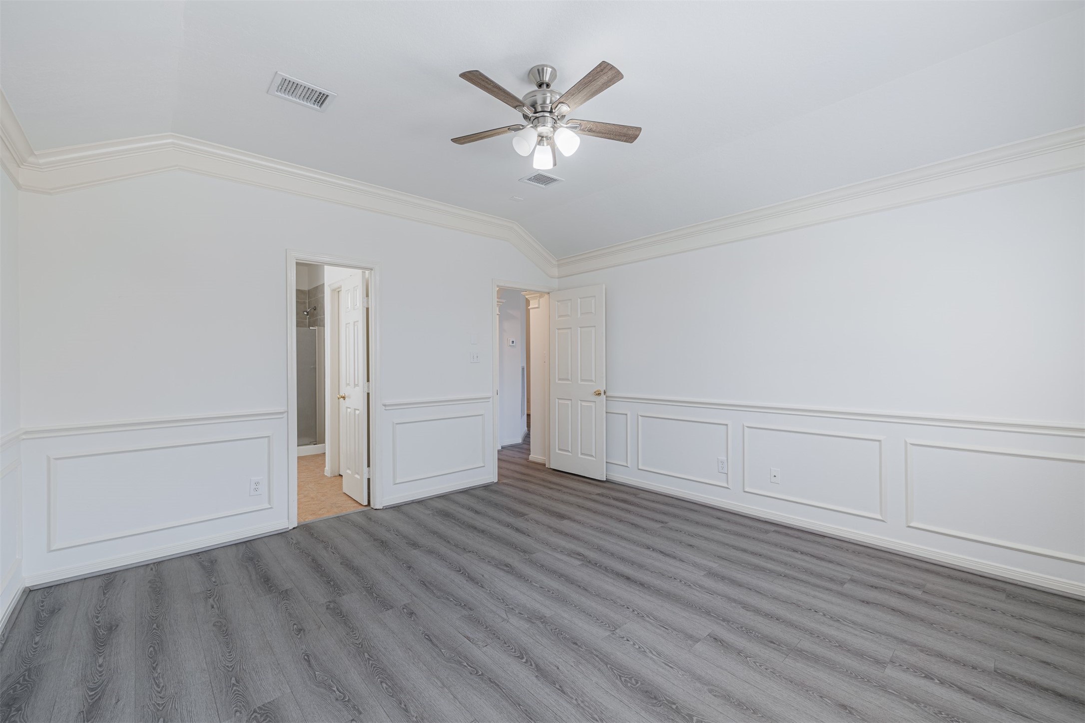 15022 Sapling Oak Court Houston, TX 77082 - Photo 20 of 32 wooden floor in an empty room